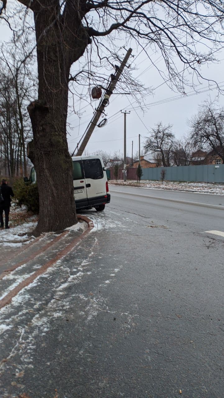 Масштабные аварии и пробки: серьезные последствия непогоды в Киеве фото 3 2