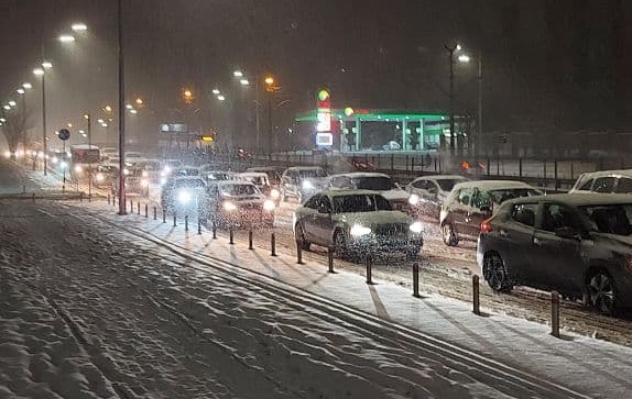 Пробка на Гузара. Фото: Vgorode.