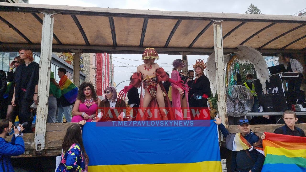 Оцепления, кордоны и митинг националистов: в Киеве проходит Марш Равенства фото 1