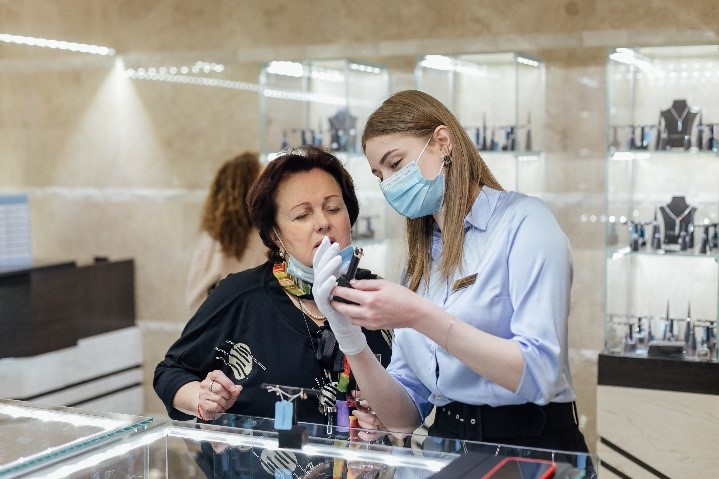 Новий ювелірний бренд Diamond Way: у Києві відкрився перший діамантовий салон фото 3 2