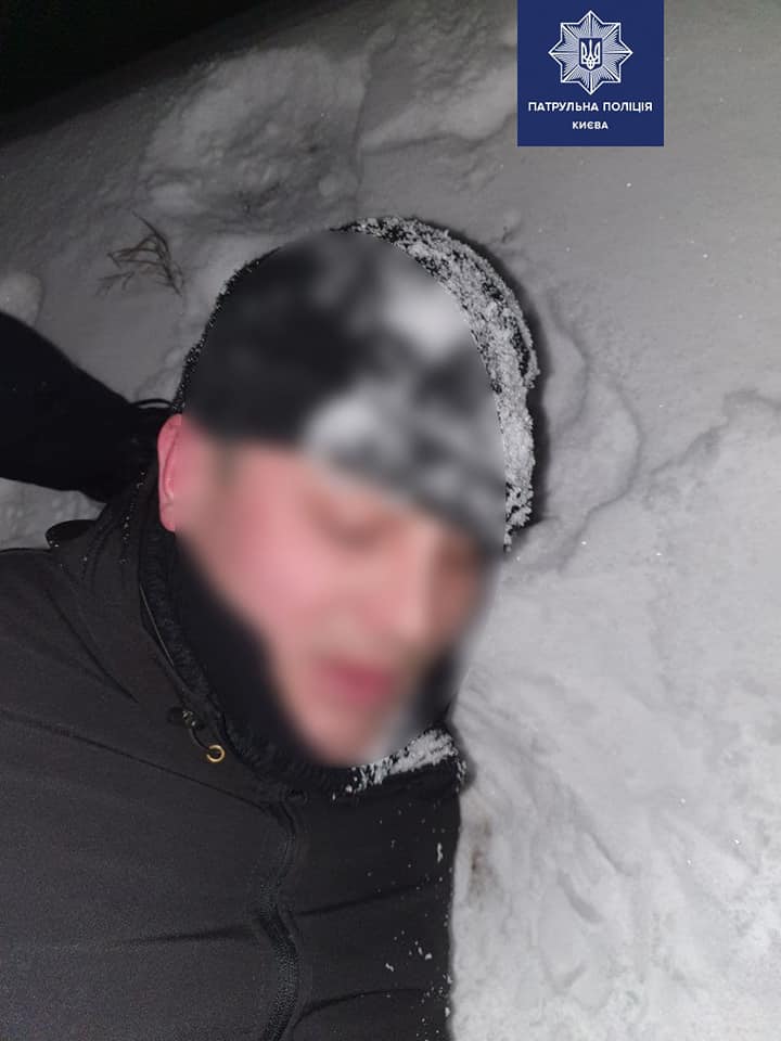 Задержанный угонщик. Фото: Патрульная полиция Киева