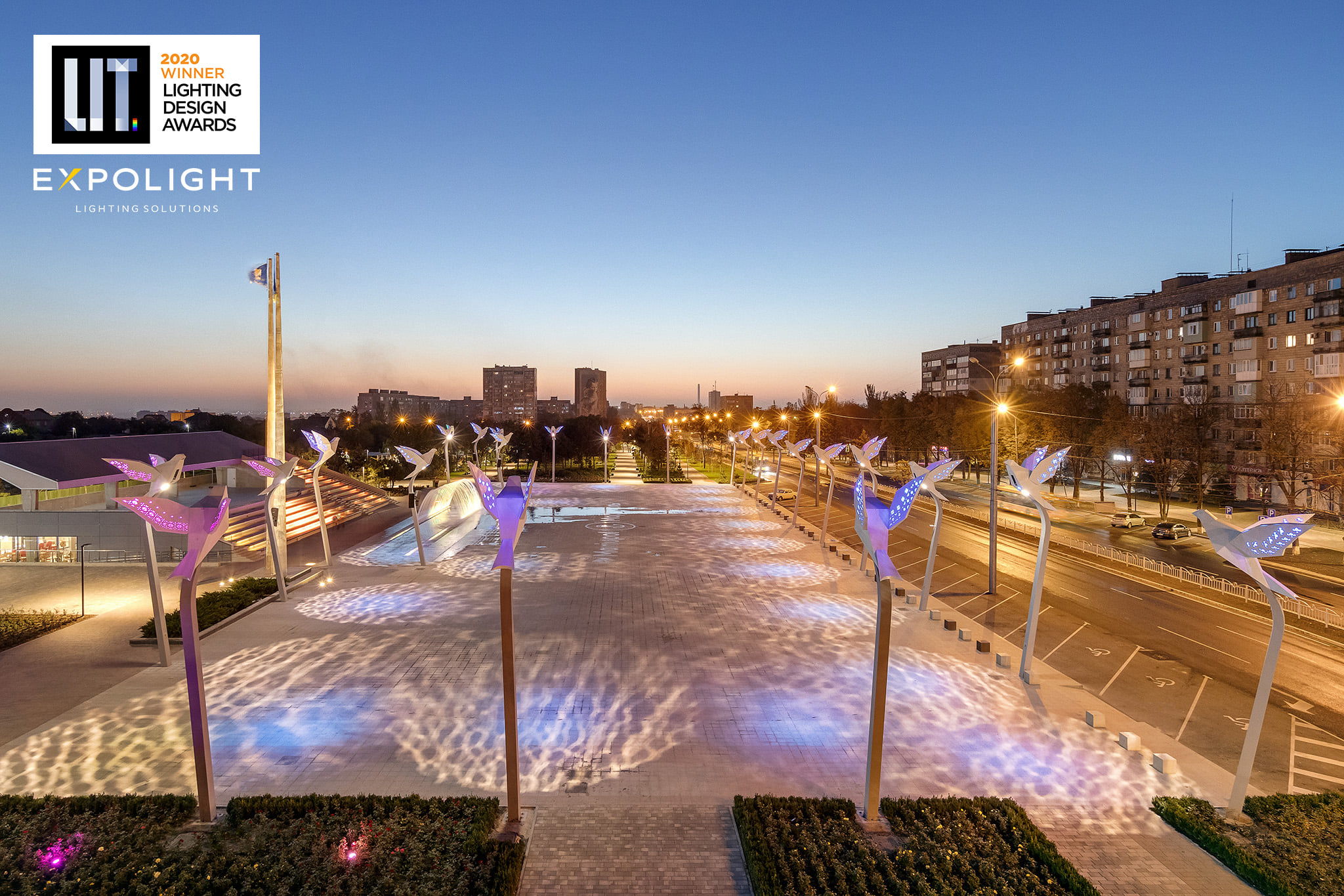 Освещение площади Свободы в Мариуполе. Фото: LIT Lighting Design Awards 2020
