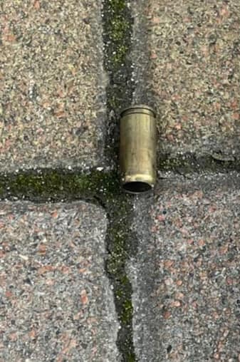 Перестрелка возле горсовета Вышгорода. Фото: Полиция Киевской области