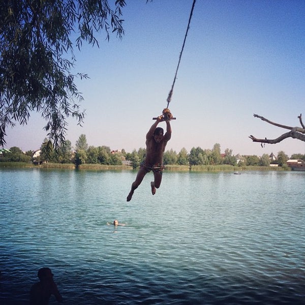 Голубое озеро рядом с Подгорцами. Фото: foursquare.com