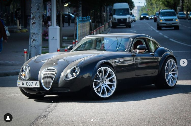 Редкий суперкар в Киеве. Фото: luxury.cars.ua