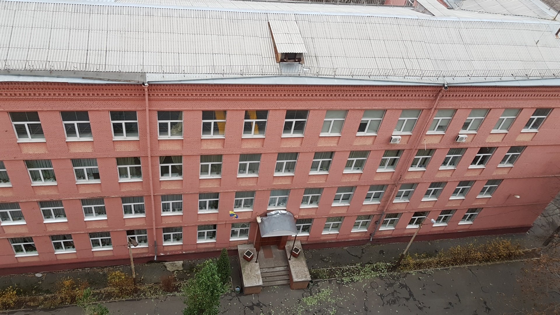 Школа №165. Фото: guide.kyivcity.gov.ua