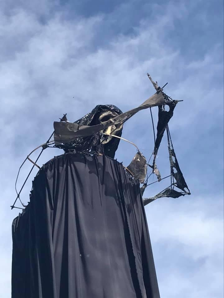 Не испугайся: в Бабьем Яру установили страшную инсталляцию фото 1