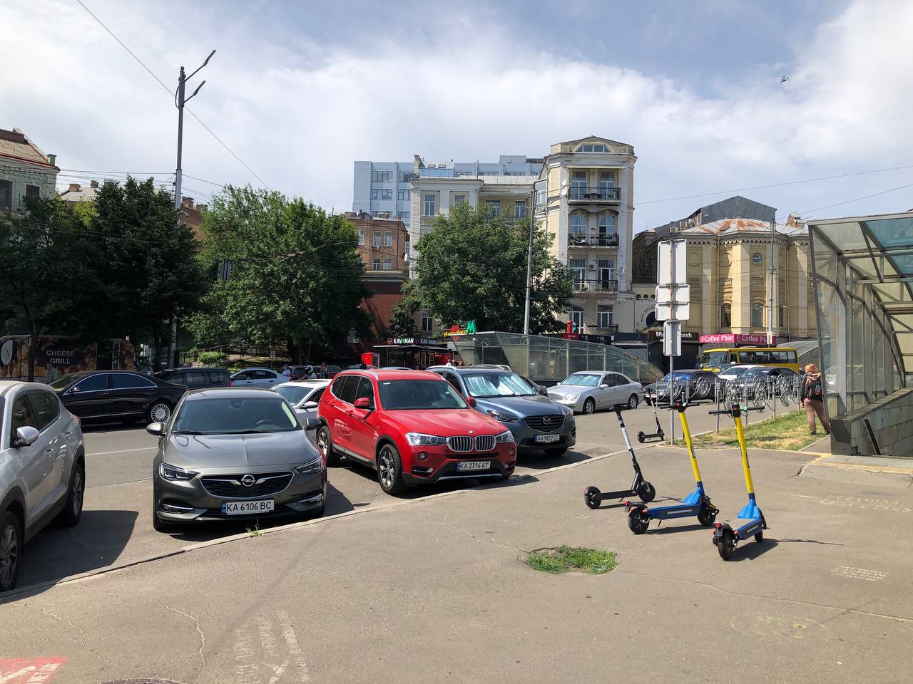 Инспекция платных парковок. Фото: Vgorode