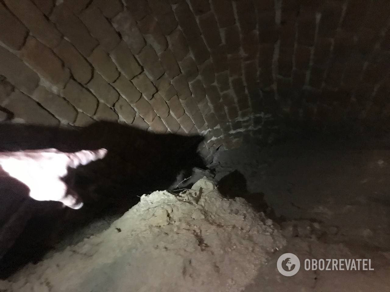 Археологи ведут раскопки подземных лабиринтов Софийского собора. Фото: Обозреватель