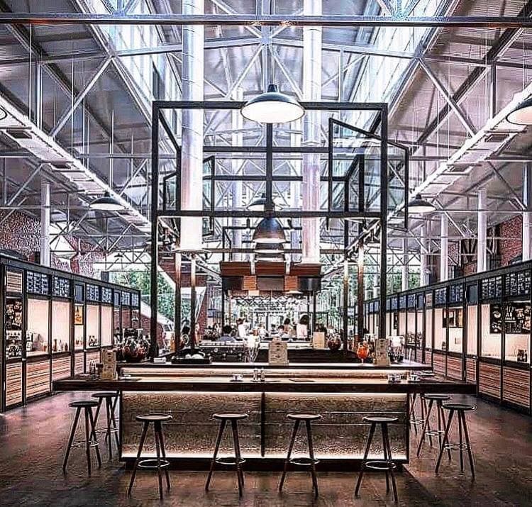 На Осокорках собираются открыть новый фудхол с ресторанами, кальянами и террасой. Фото: Instagram