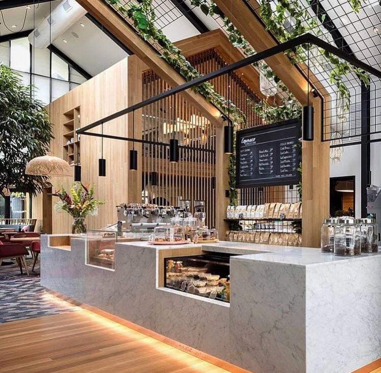 На Осокорках собираются открыть новый фудхол с ресторанами, кальянами и террасой. Фото: Instagram