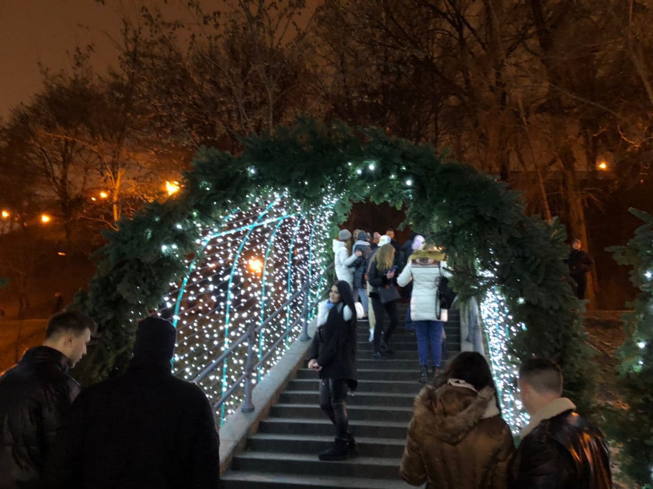 Новогодняя Владимирская горка. Фото: Vgorode