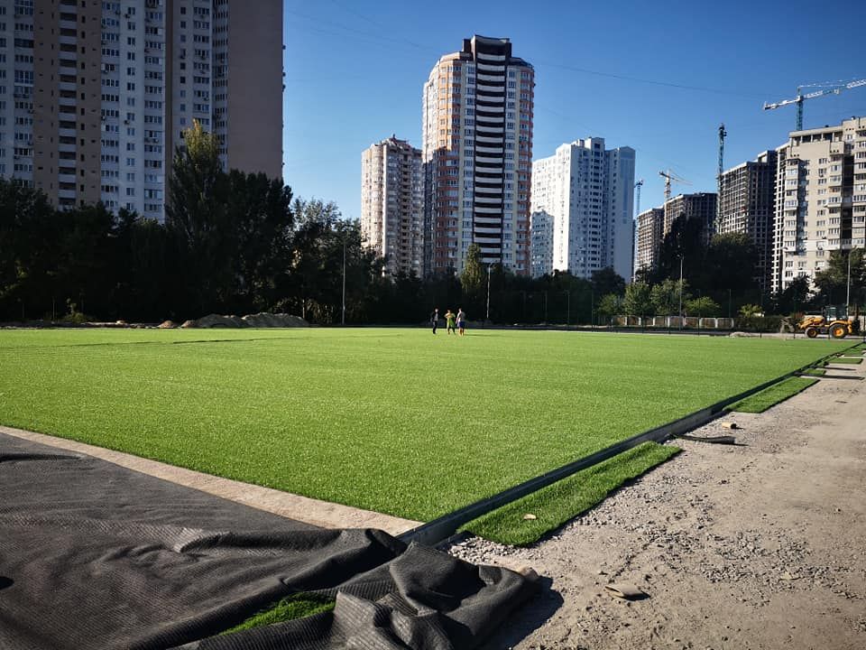 Новый стадион на Позняках. Фото: Владимир Гончаров