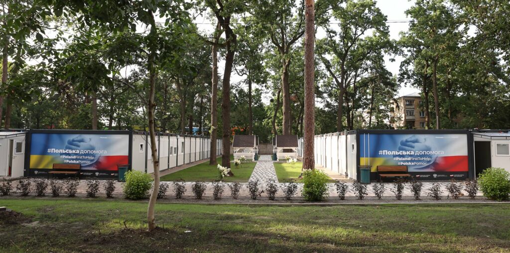 В Ирпене смонтировали второй модульный городок: как выглядит.