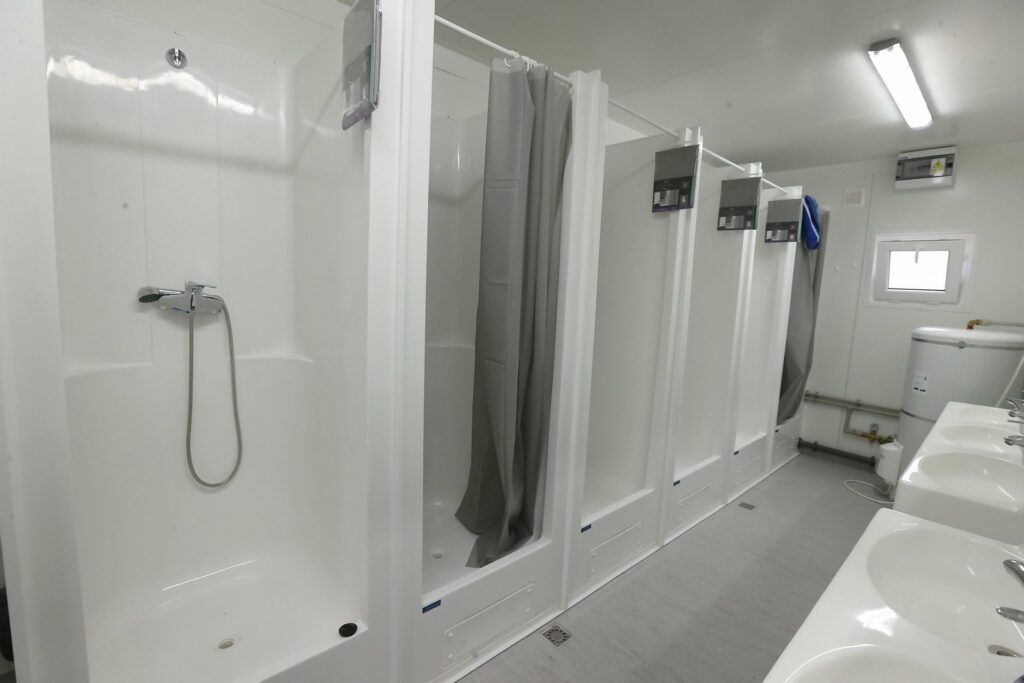 В Ирпене смонтировали второй модульный городок: как выглядит.