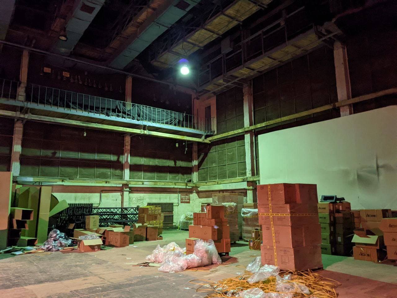 Киностудия имени Довженко сдает в аренду два павильоны. || Фото: spfu.gov.ua