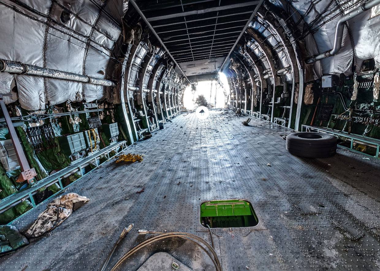 Стало відомо, як виглядає зруйнований Ан-225 "Мрія" зсередини.