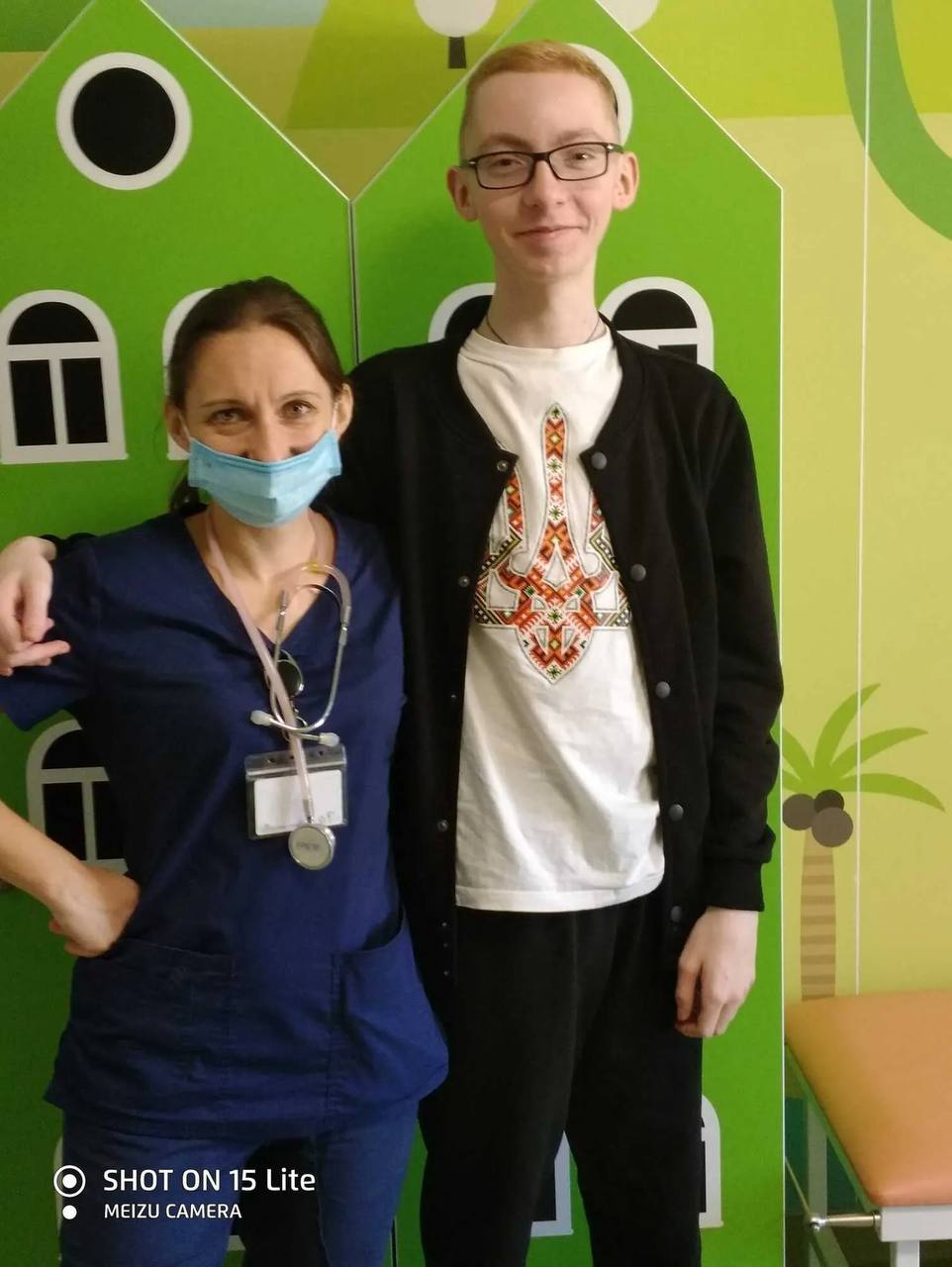 В Киеве вражеская ракета убила ехавшего на работу врача 