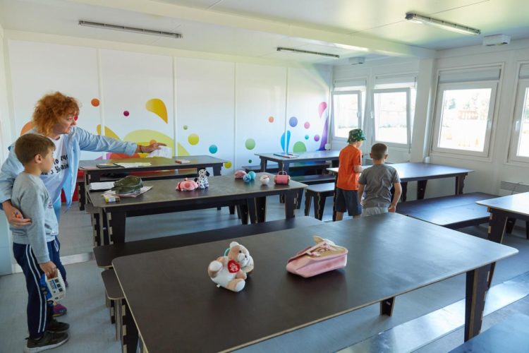 У Бородянці відкрили перше на Київщині модульне містечко.