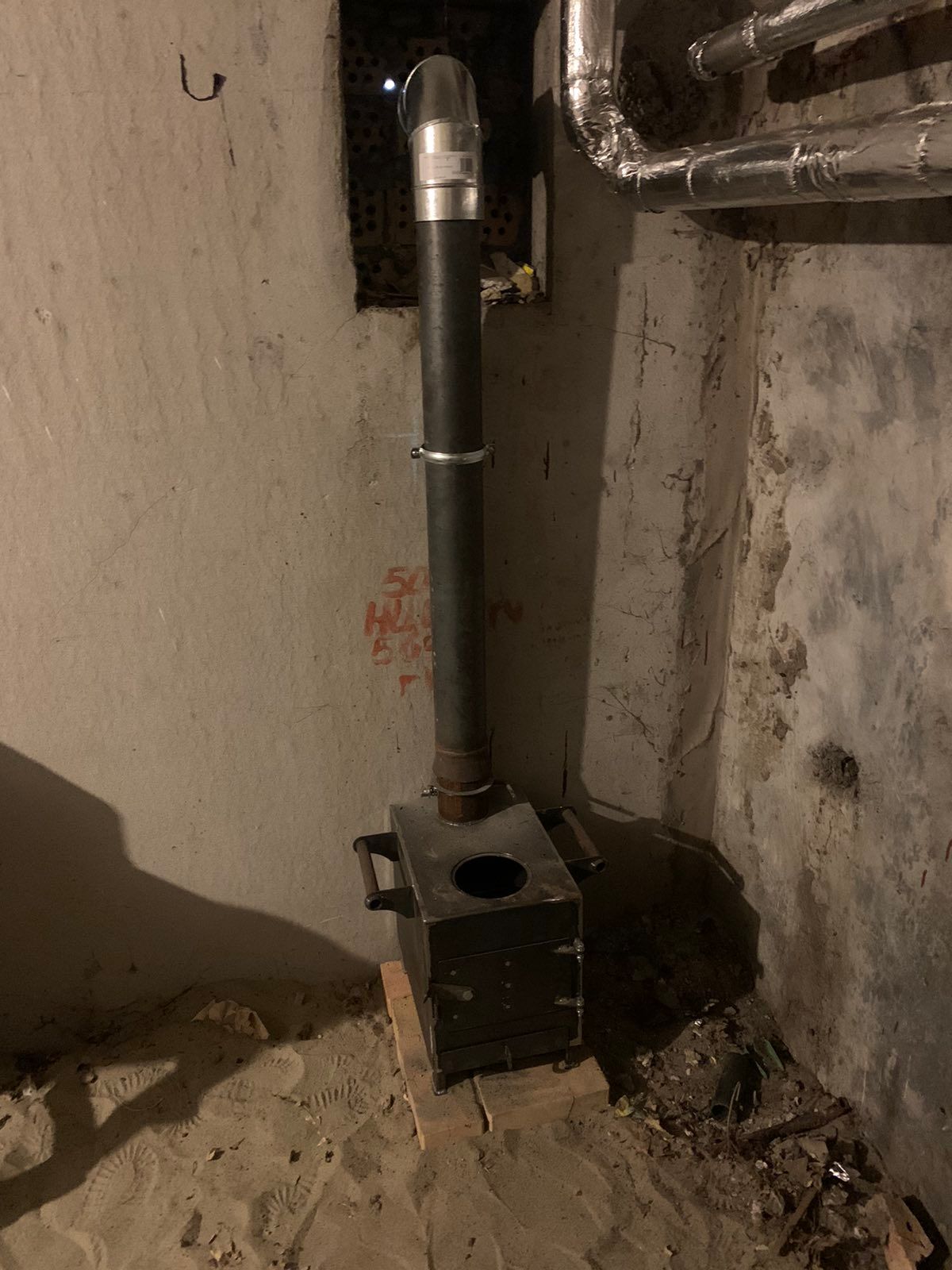 Буржуйка в ЖБК 