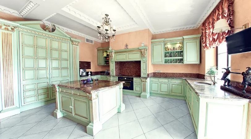 Как выглядит квартира в Киеве стоимостью больше 4 миллионов долларов