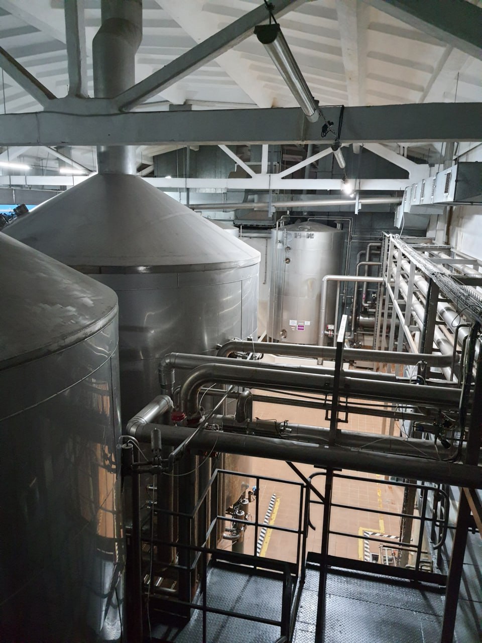 "AB InBev Efes Украина" пригласила журналистов своими глазами увидеть восстановленную Николаевскую пивоварню фото 6 5