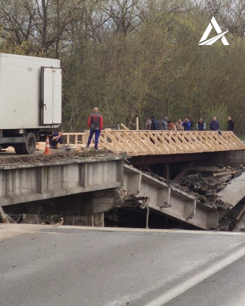 В Черниговской области заработала еще одна переправа на дороге Р-69 Киев - Чернигов.