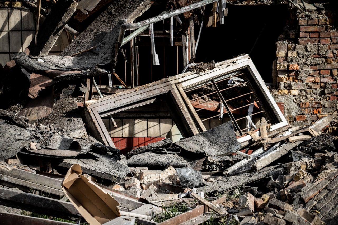 Чи підлягають відновленню зруйновані ракетами будівлі на ДВРЗ.