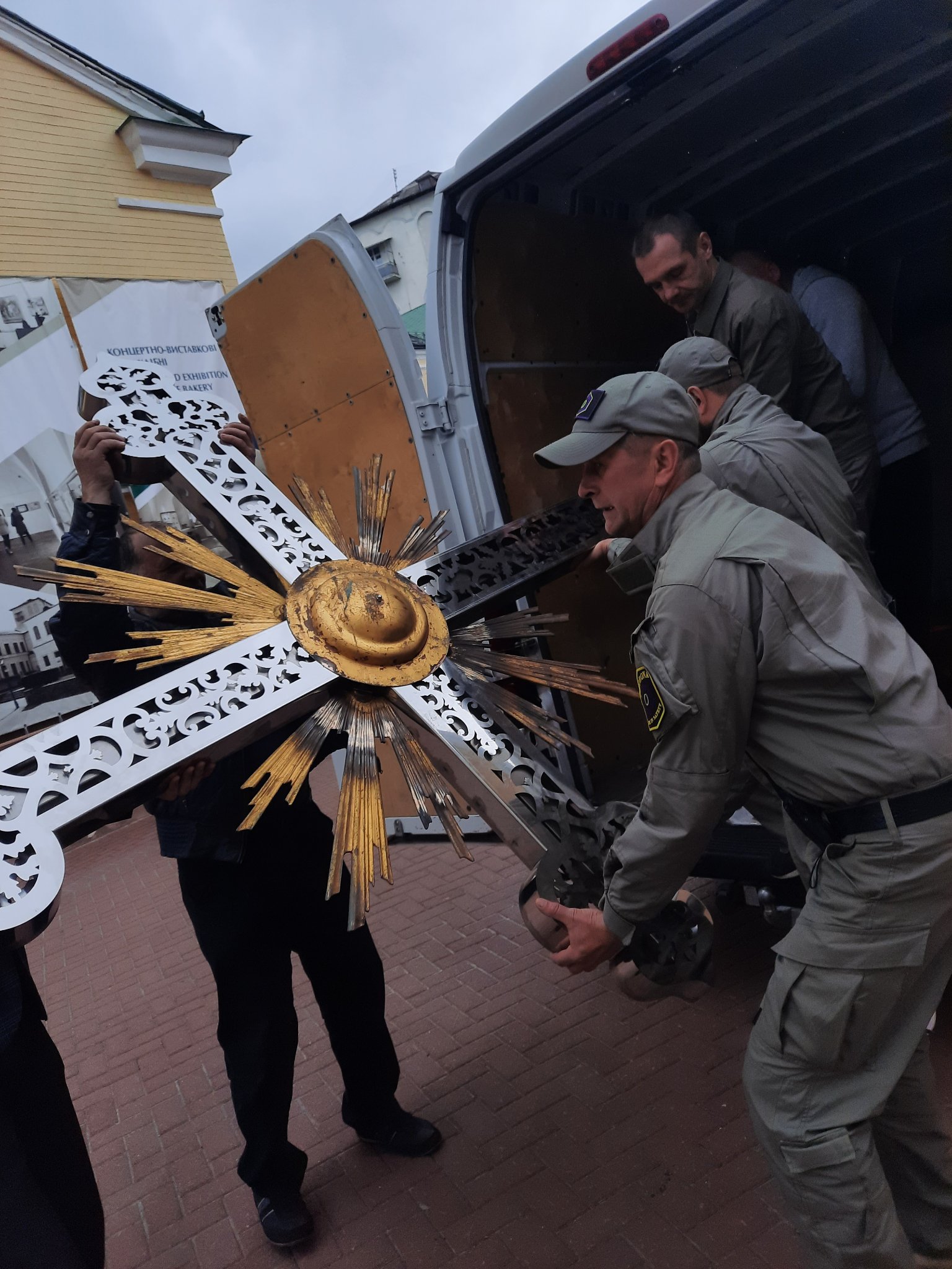 Виготовлено хрест для Софії Київської: як він виглядає.