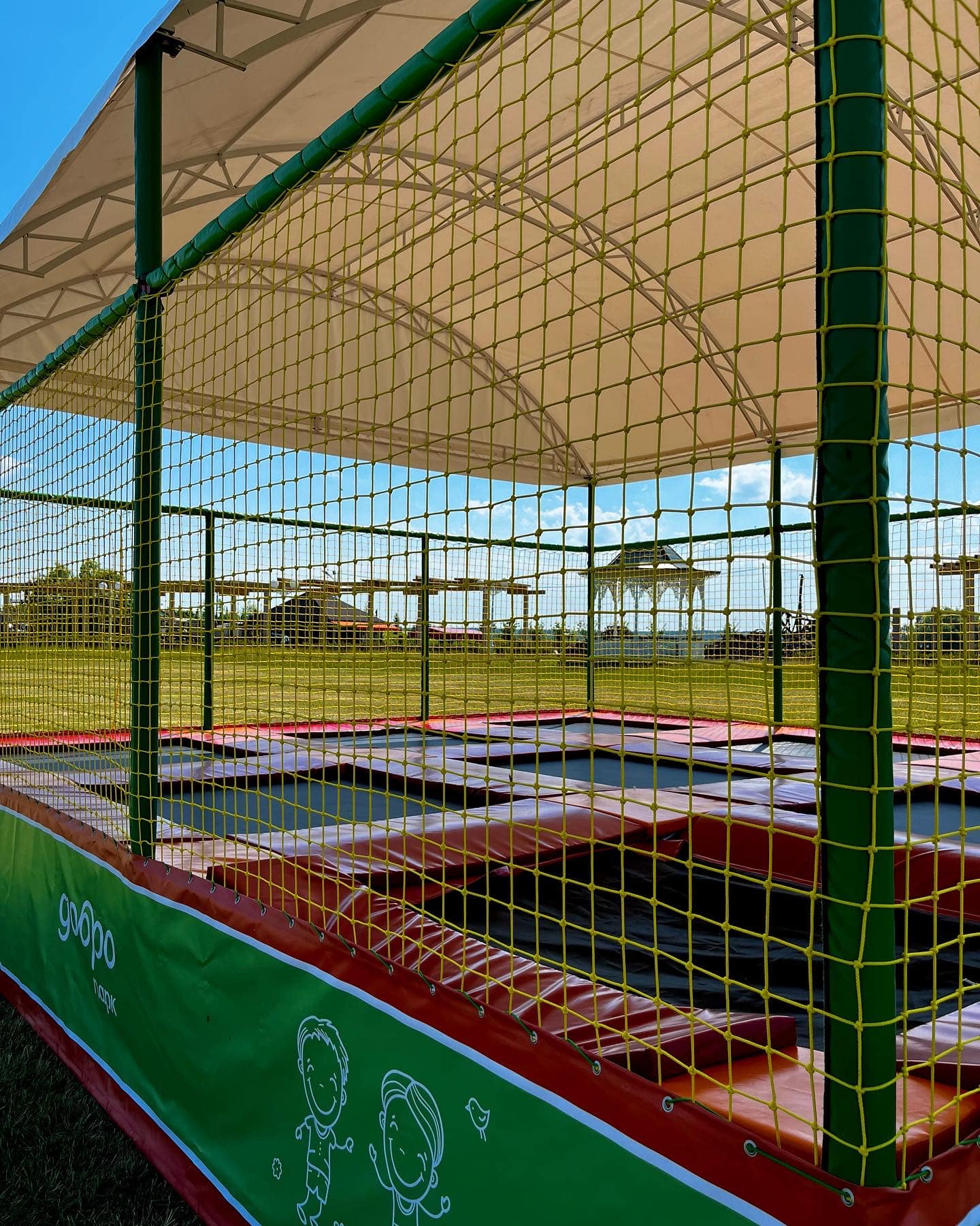 В "Добропарке" начнут работать детские развлечения и локации с цветами.