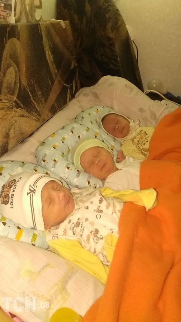 Киевлянка, родившая тройню на Новый год, рассказала, как чувствуют себя дети.