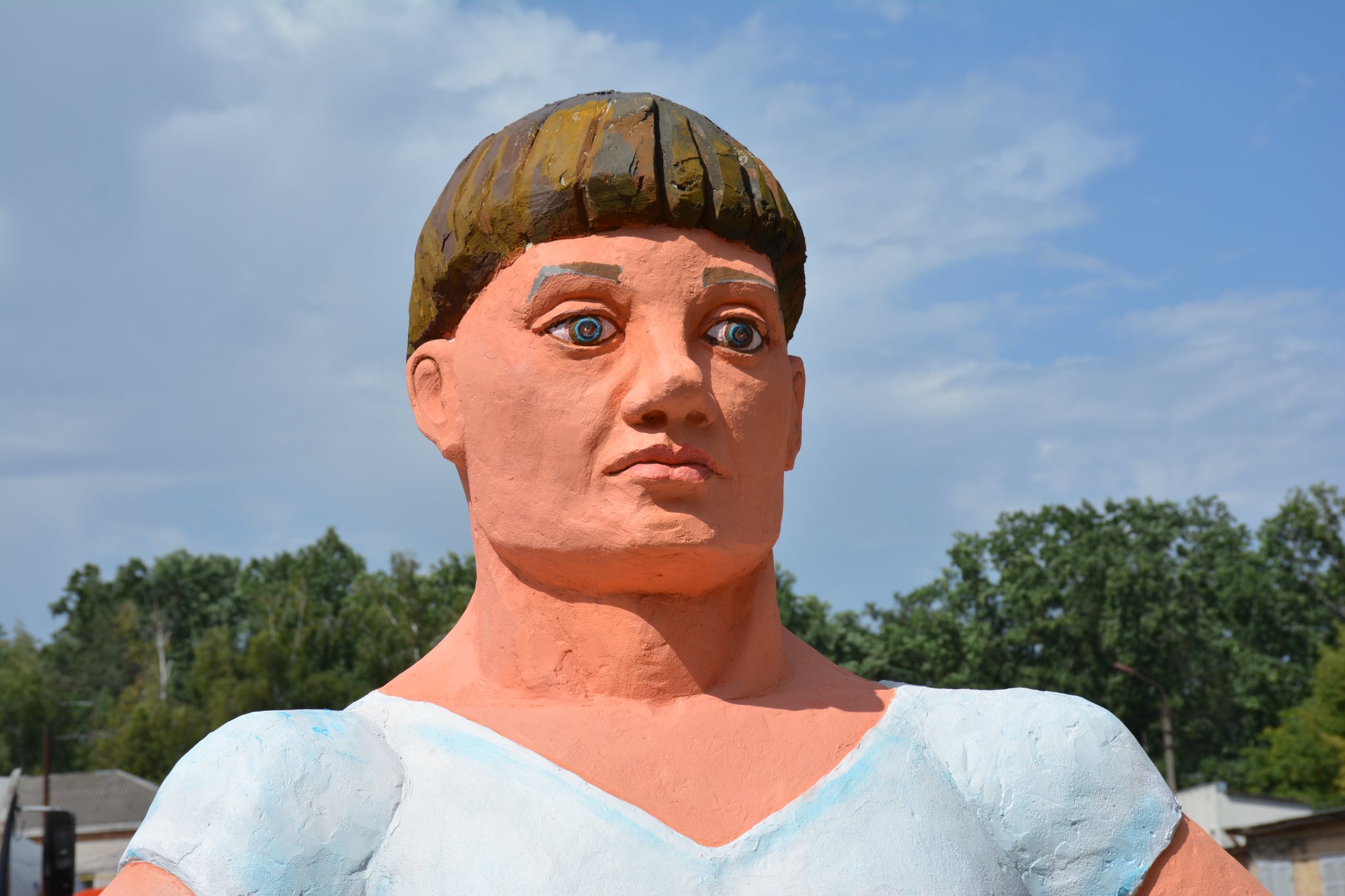 У Броварах створили арт-об'єкт у вигляді Котигорошка: містяни незадоволені.