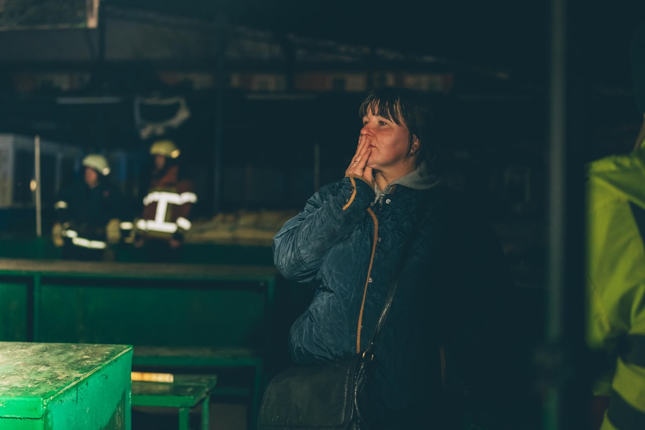 На Лівобережці сталася пожежа в торговельних павільйонах.