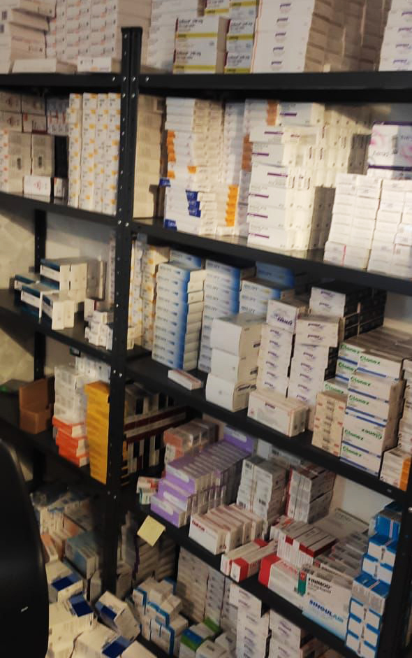 В Киеве и области дельцы занимались незаконным изготовлением лекарства от рака.