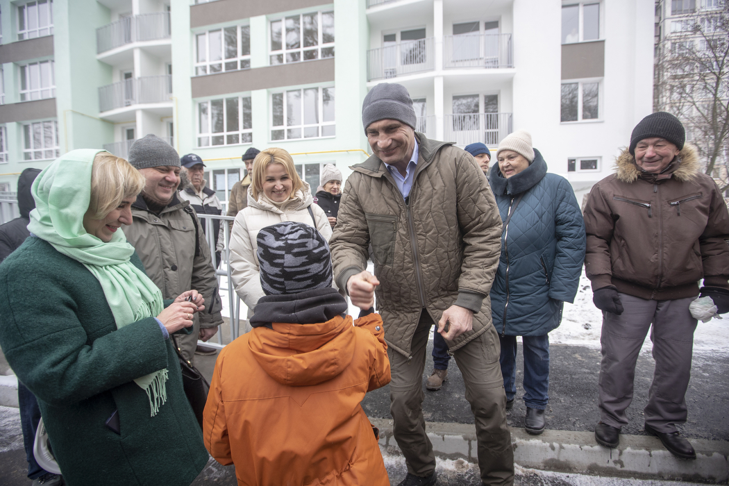 Як після відновлення виглядає пошкоджений будинок на Біличах.