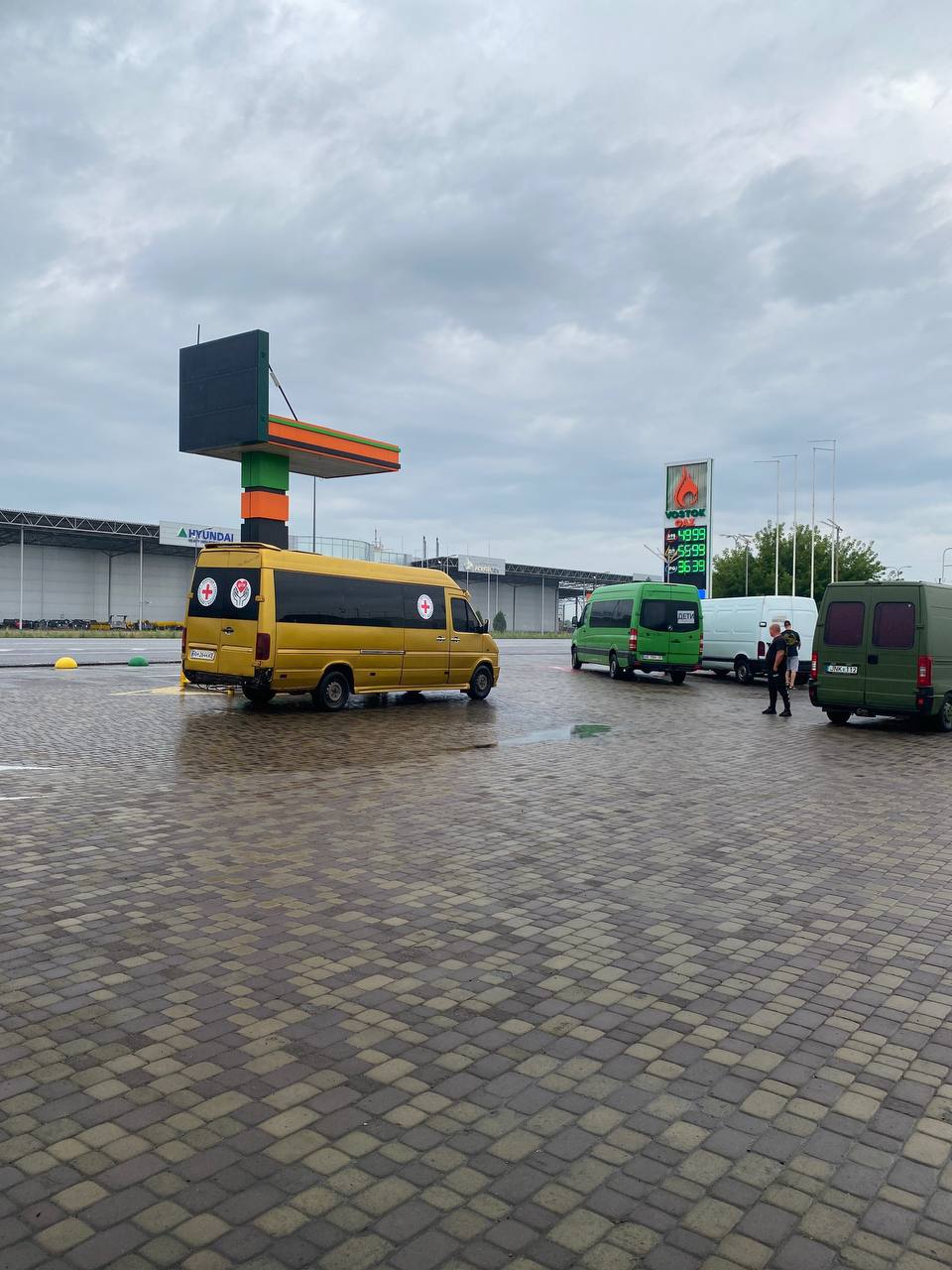 Музикант із Дніпра за підтримки Music Saves UA евакуює людей із лінії фронту.