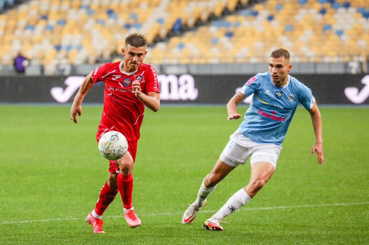 Остаться в игре: Как FAVBET поддерживает украинский футбол во время войны