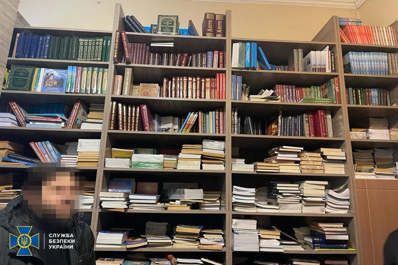 У храмі в Чорнобилі виявили 16 людей, які знаходилися там незаконно.