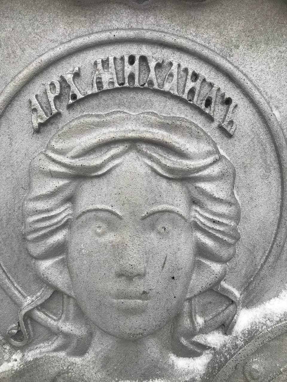 Перила на мосту Патона сделаны некачественно: мнение киевлян