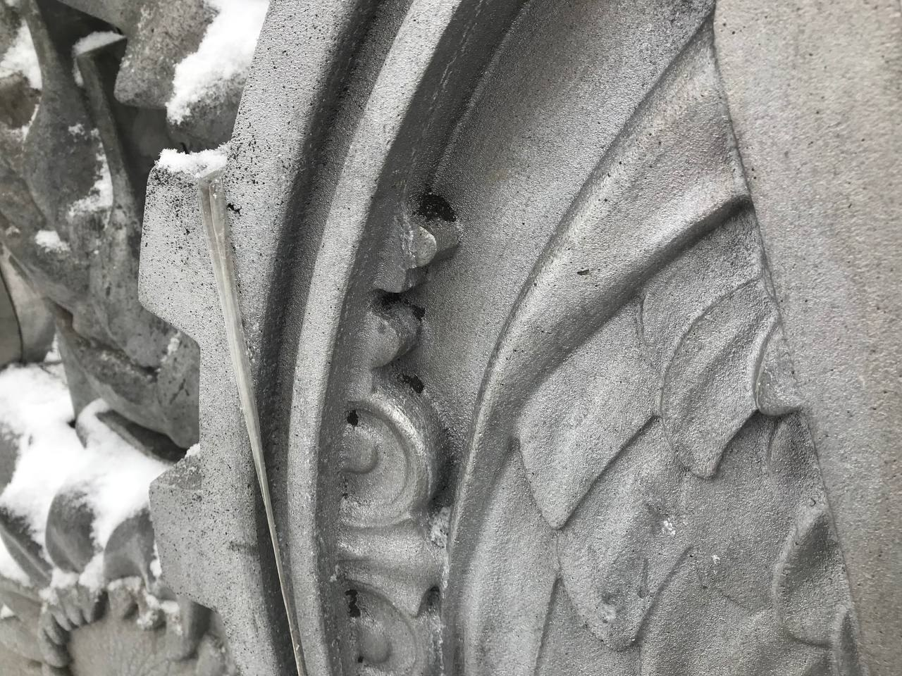 Перила на мосту Патона сделаны некачественно: мнение киевлян