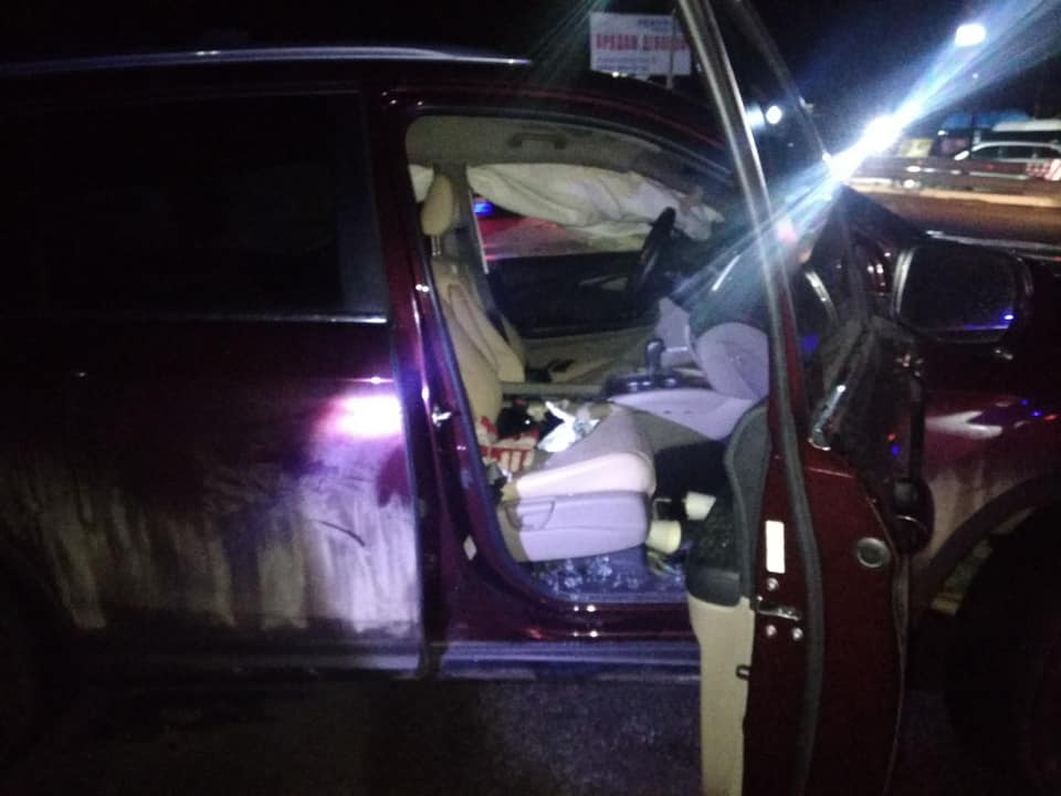 Под Киевом автомобиль столкнулся с грузовиком: погибла маленькая девочка.