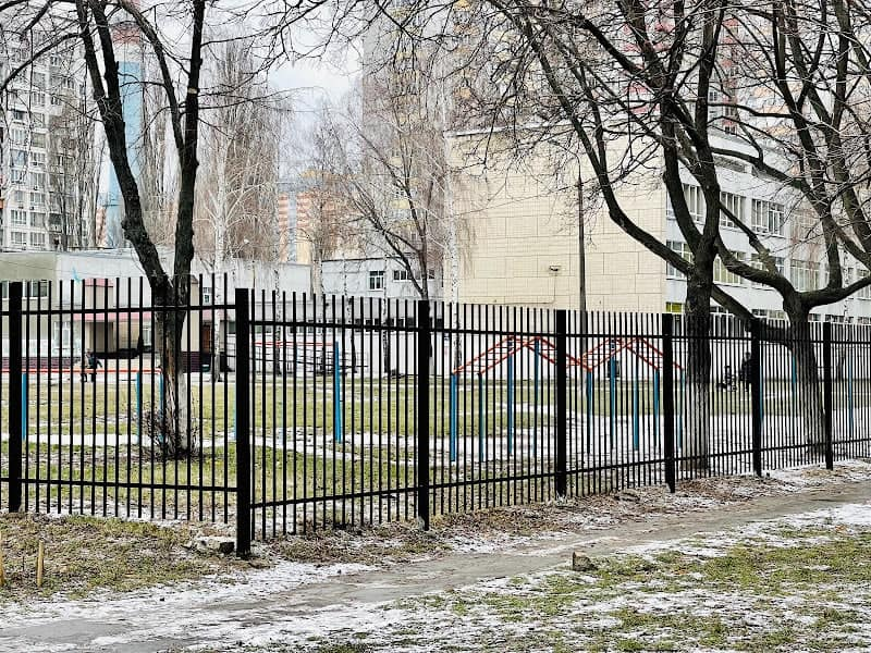 На Оболони отремонтировали садики и школы, которые пострадали от урагана.