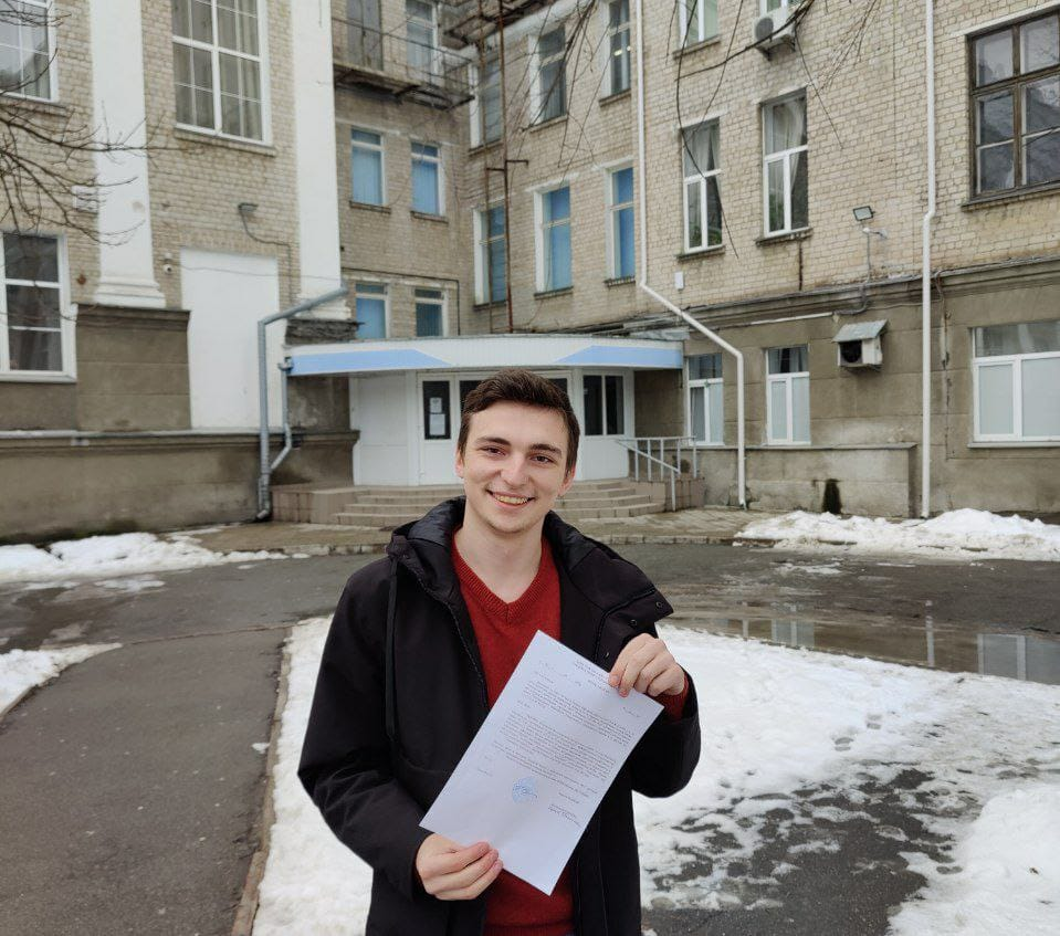 Студента НАУ, который выступал против застройки, отчислили из университета.