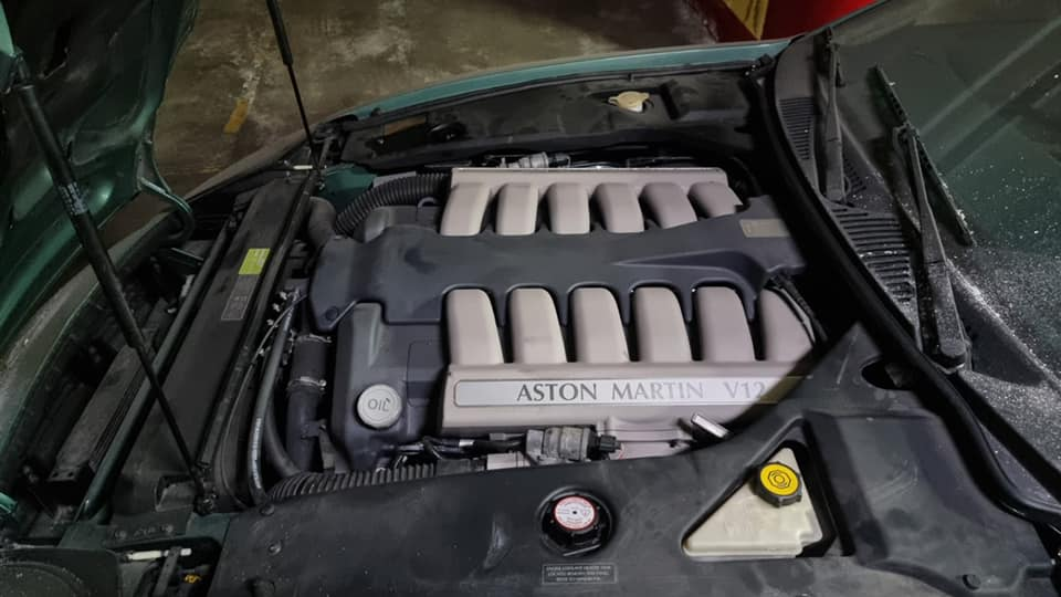 В Киеве нашли уникальный суперкар, который несколько лет стоял на паркинге.