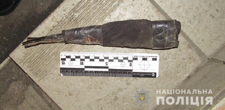 На Лесном массиве киевлянин побил женщину за отказ выдать ему кредит.