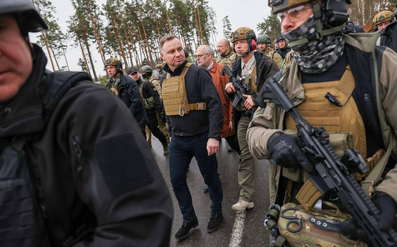 Польши и стран Балтии посетили пострадавшие города Киевской области.