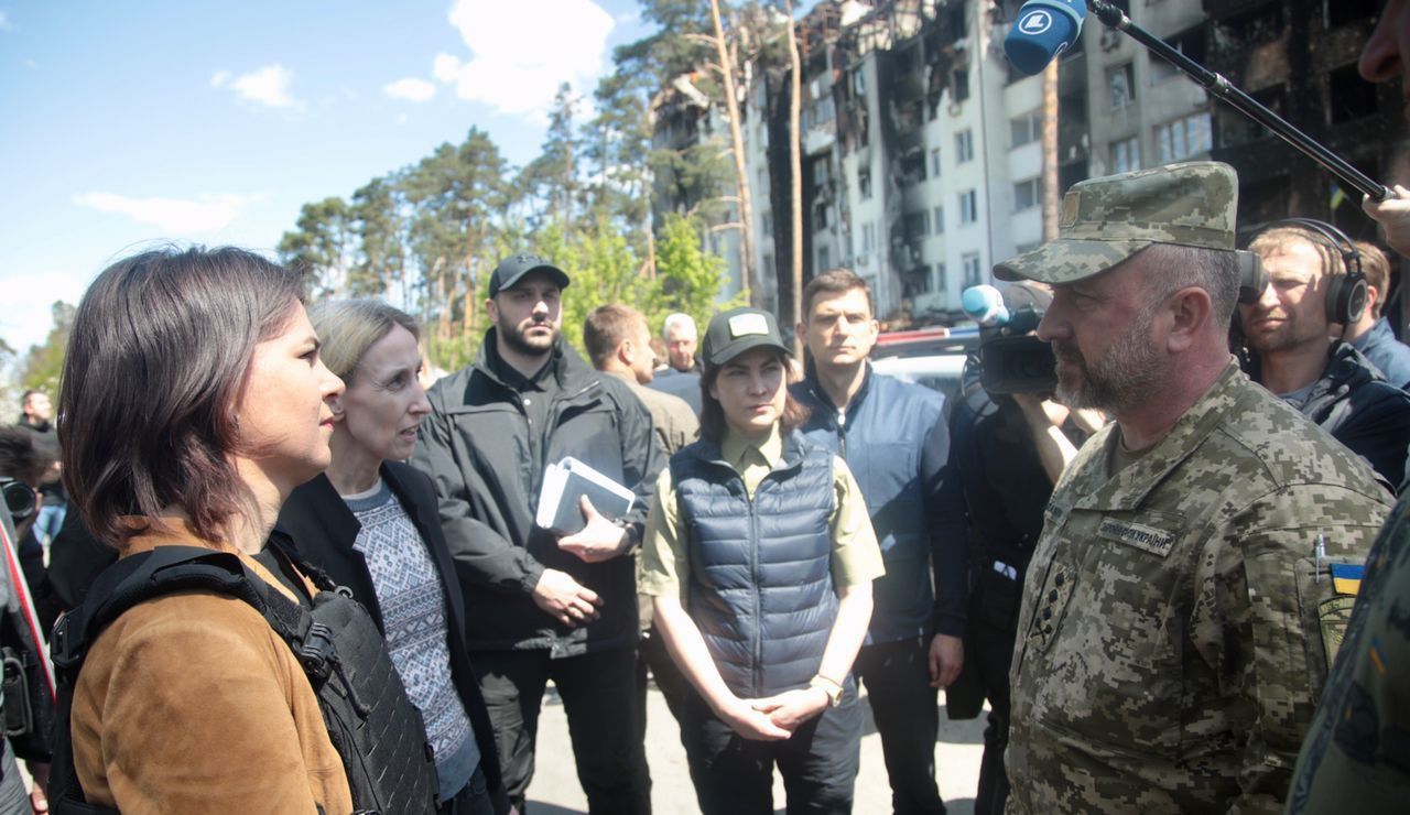Ірпінь та Бучу відвідали глави МЗС Нідерландів і Німеччини.