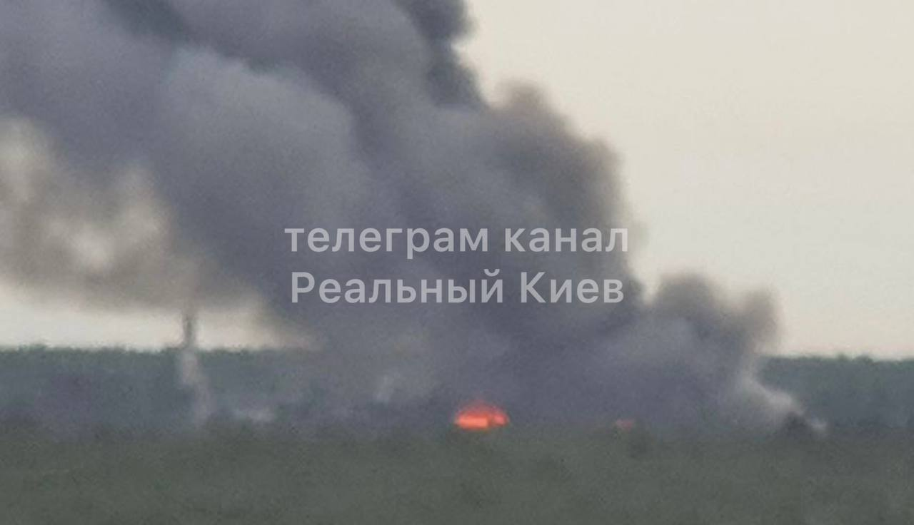 У Києві пролунало декілька вибухів: деталі.