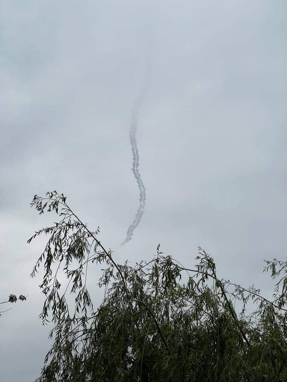 У Києві пролунало декілька вибухів: деталі.