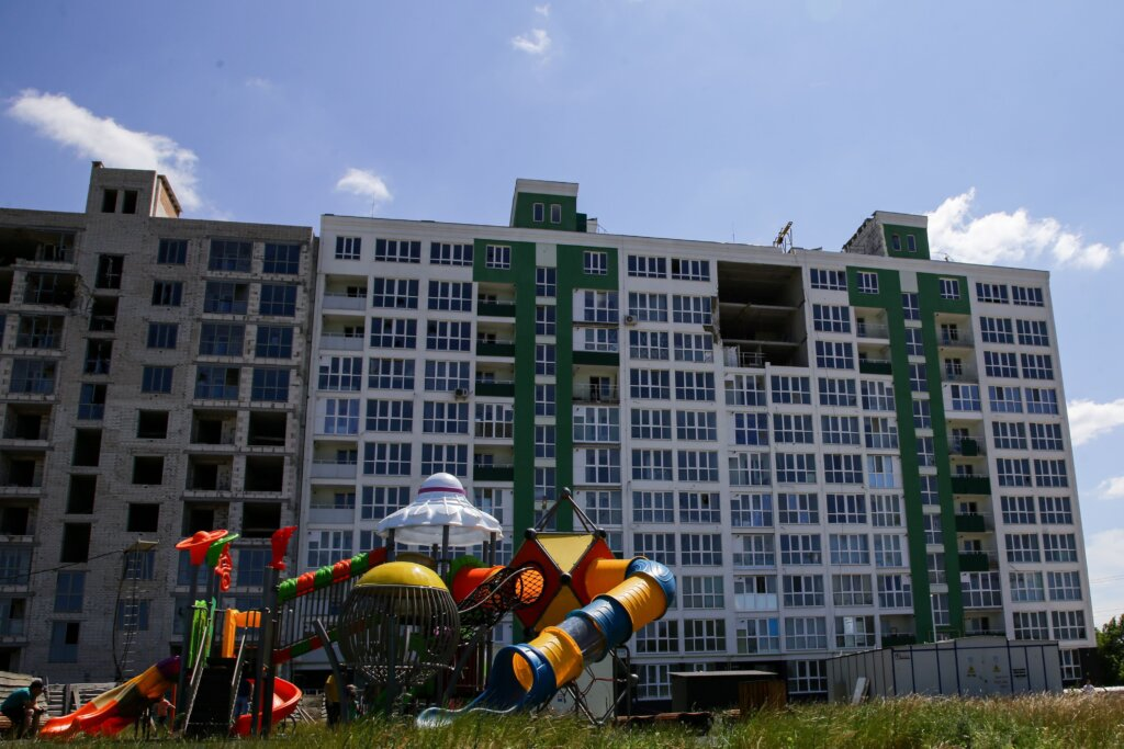 В Чернигове будут судить российского танкиста, который обстрелял жилой дом.